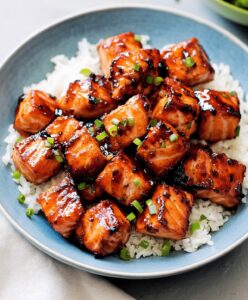 Mouthwatering Honey Garlic Salmon Bites Recipe