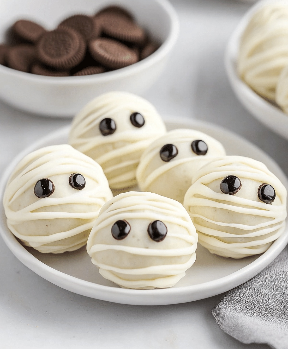 Mummy Oreo Balls Recipe