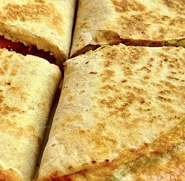 Why Cheesy Stuffed Zucchini Boats With Vegetables Are So Satisfying