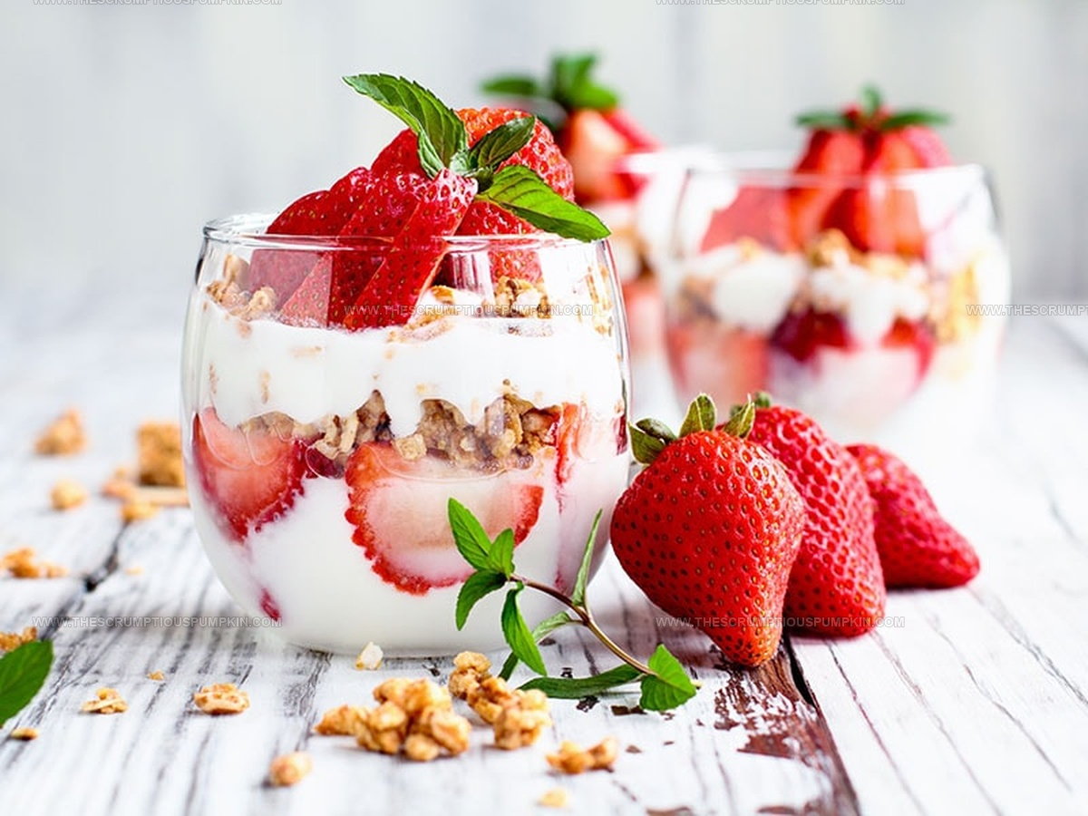Yogurt or Sour Cream: Which Dairy Is Right for You?